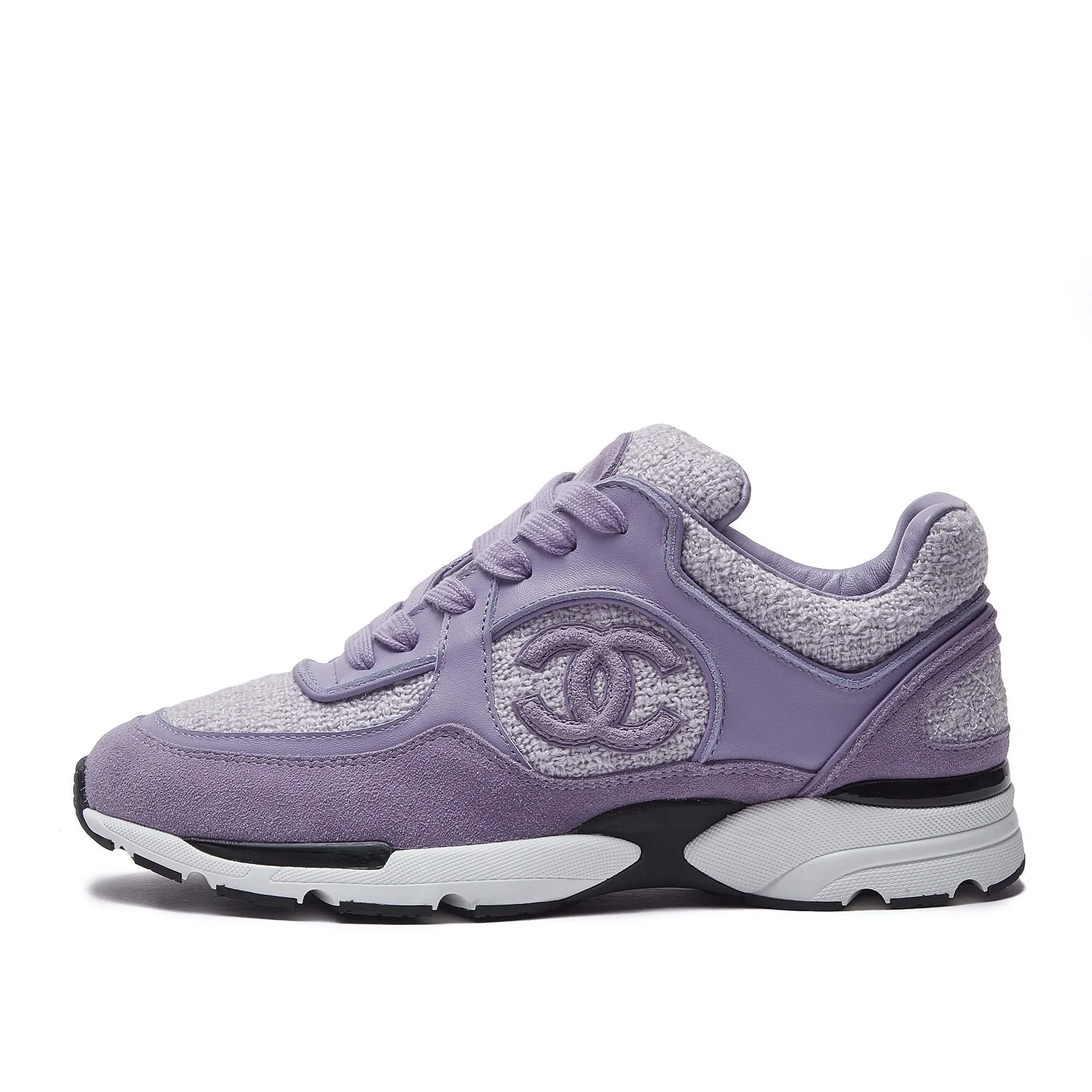 Men's shoes pP700! Chanel Chanel - 2024 counter top casual sneakers This classic design; the upper is embroidered with various techniques; the outsole is fashionable and sporty; the outsole is stylish and sporty; it incorporates a variety of color matching elements... The diversified mix and match is very good-looking and versatile, casual, fashionable, sports, and outdoor can be taken into account... ꫛꫀꪝ Go➫ Material: ❶Upper made of: original imported high silk cowhide suede + small fragrance fabric ❷Inner use: Original imported breathable sheepskin lining ❸ Outsole based on: Original TPU combination outsole Special counter boutique packaging complete set Women 35–41 Men 38-45